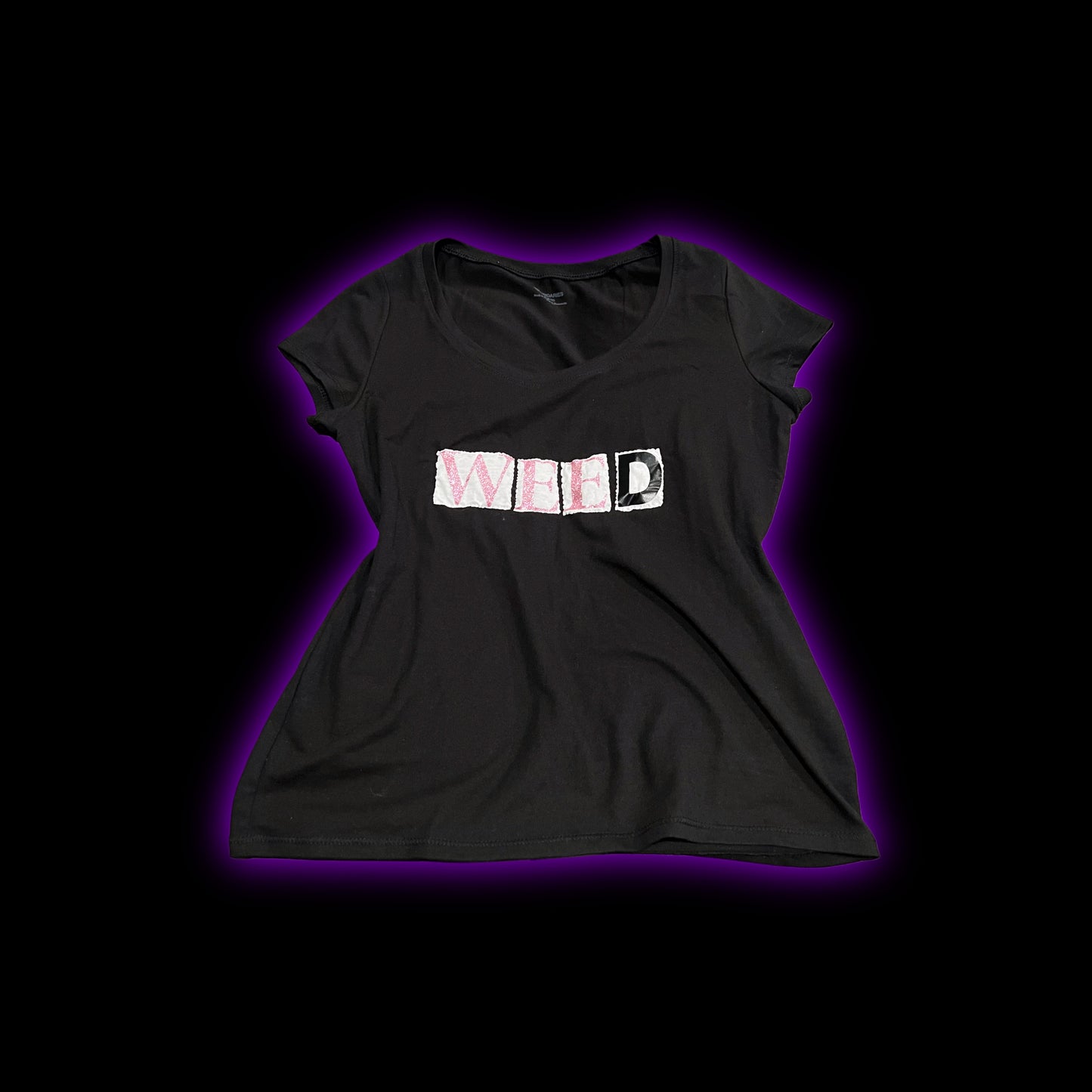 ‘weed’ glitter tee